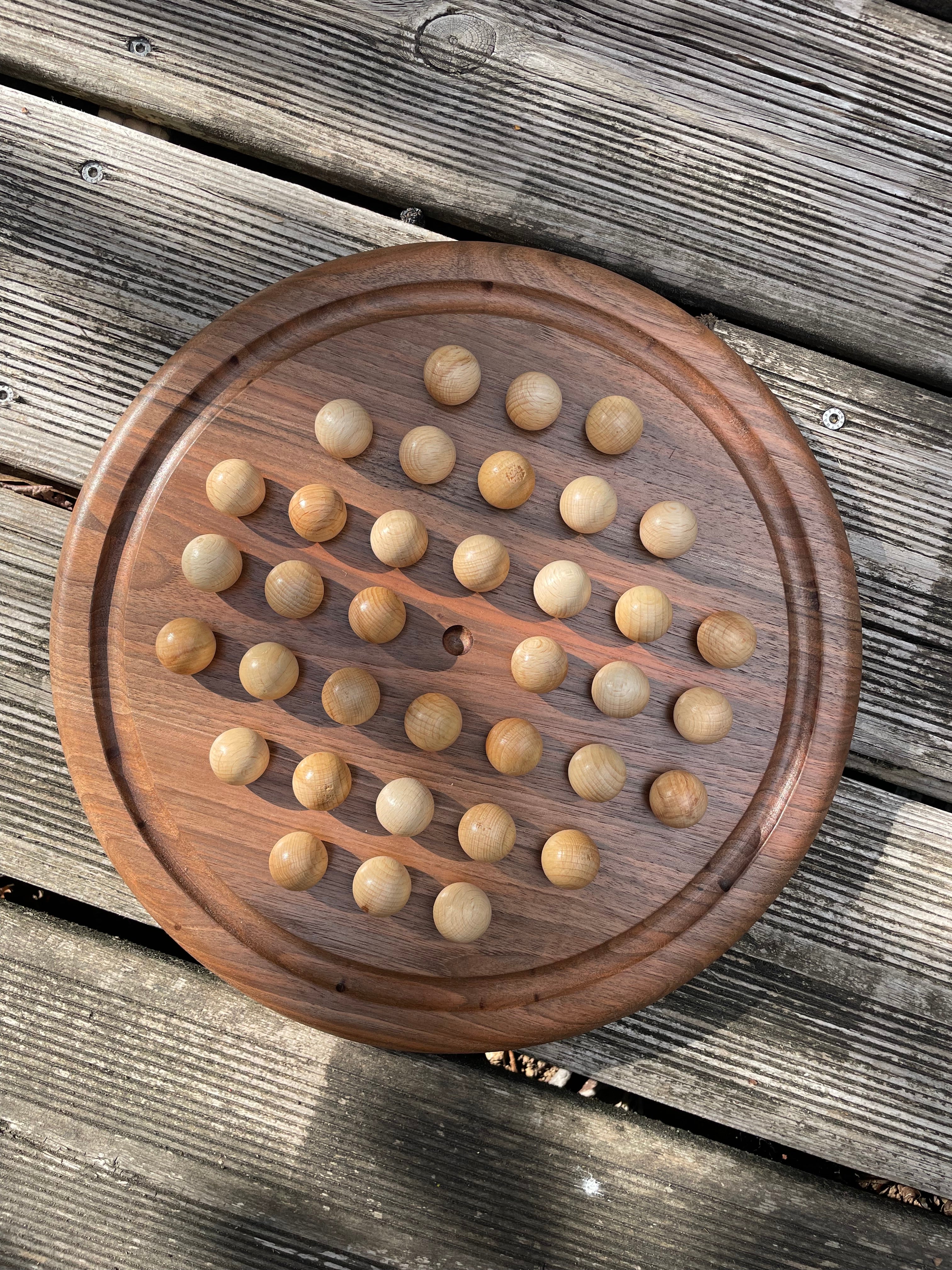 Le solitaire – Jeu de réflexion